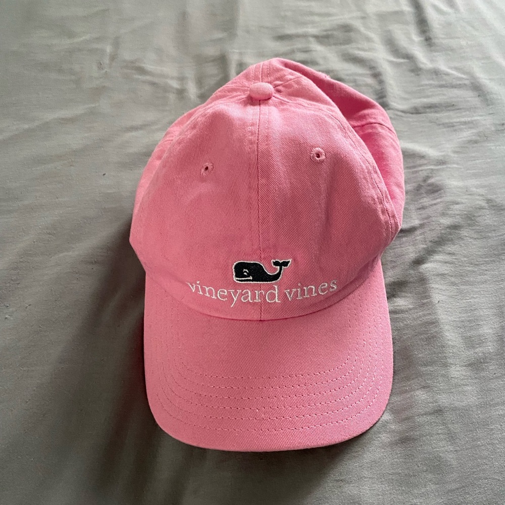 Pink vineyard vines hat